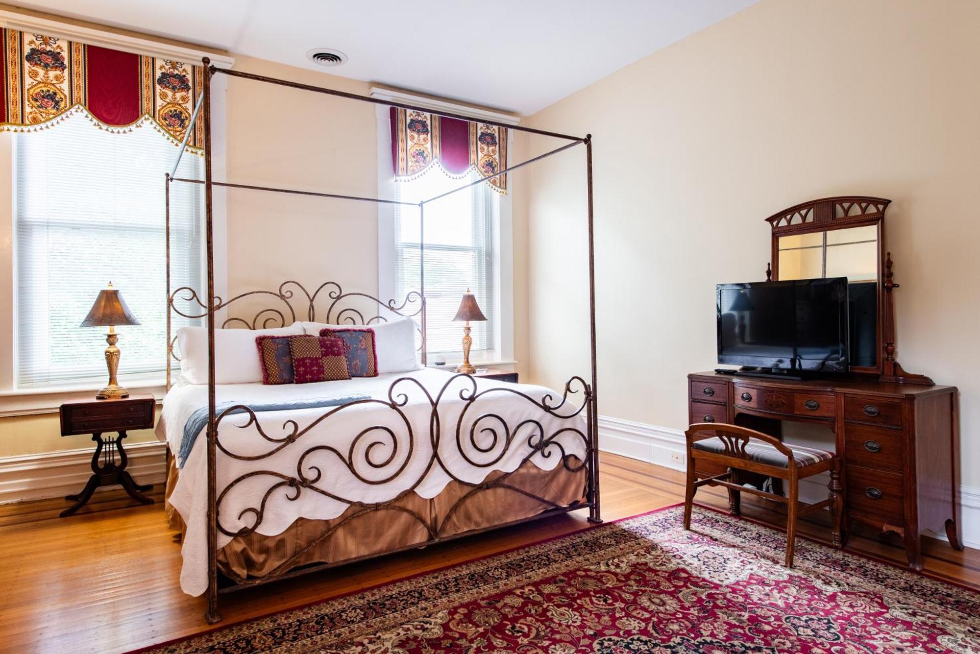 Dupont Mansion Bed & Breakfast Louisville Bilik gambar