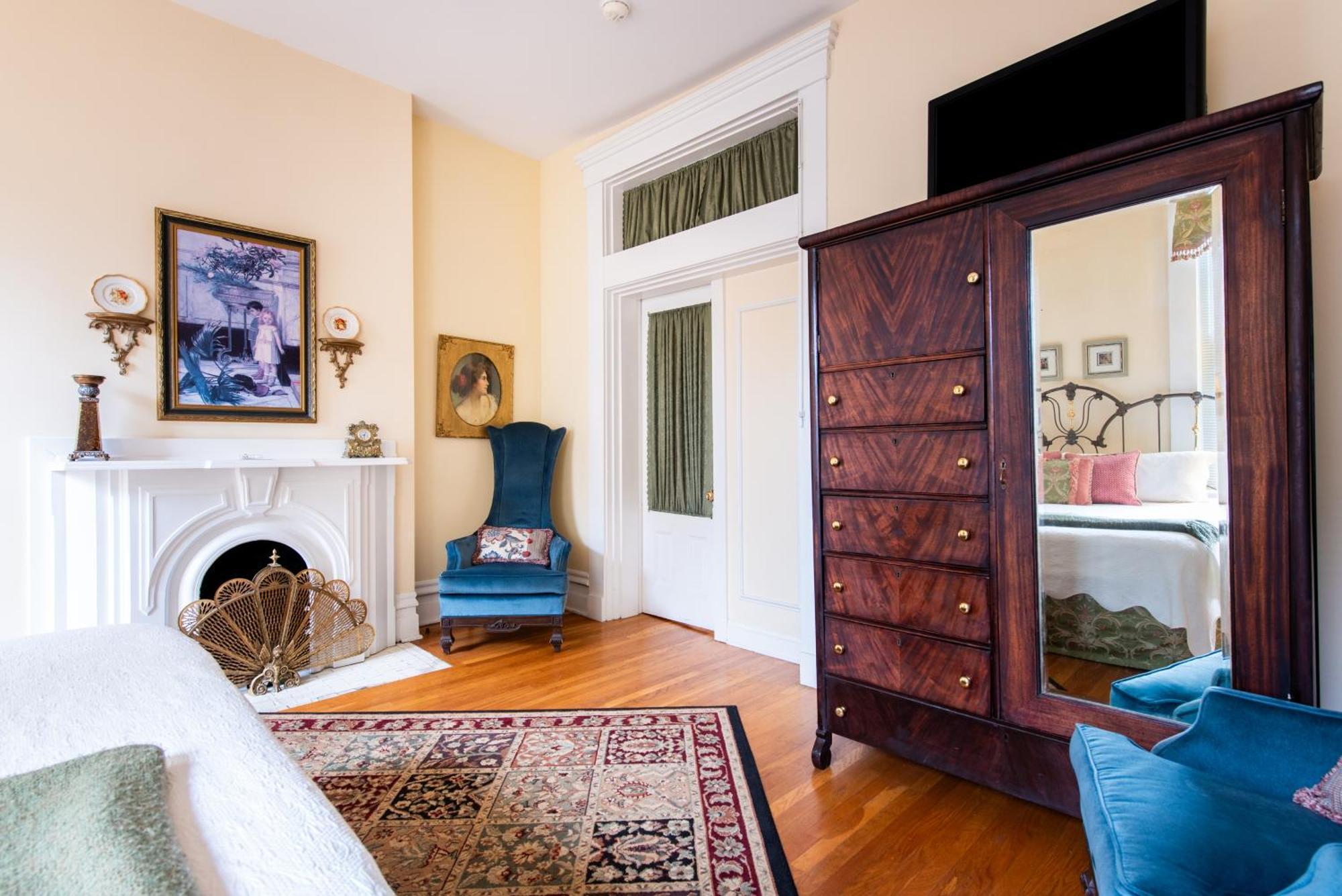 Dupont Mansion Bed & Breakfast Louisville Bilik gambar