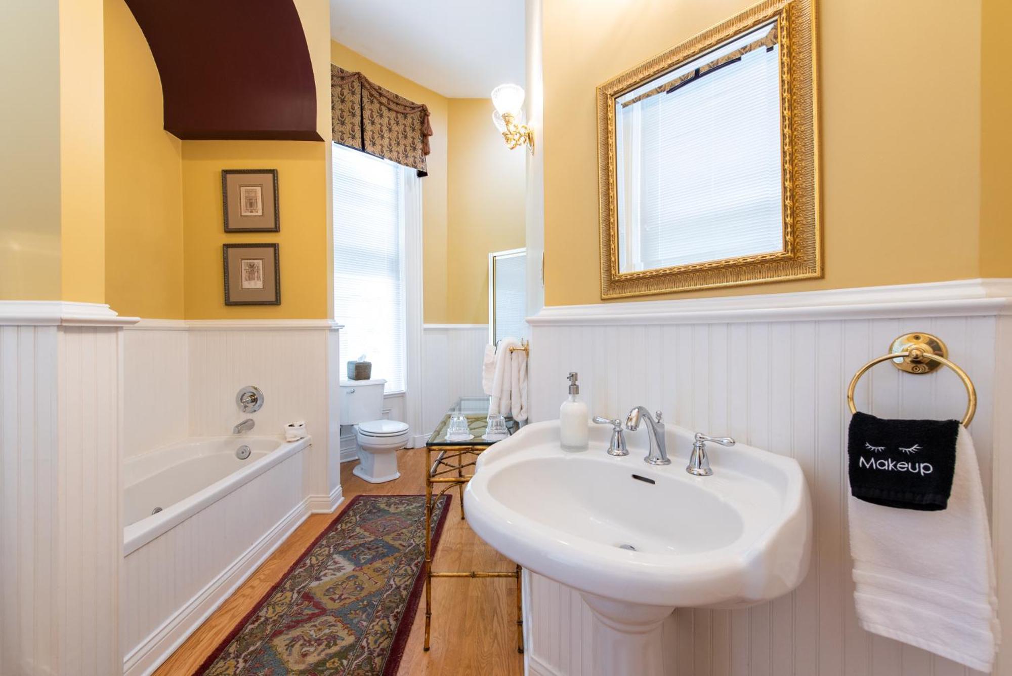 Dupont Mansion Bed & Breakfast Louisville Bilik gambar