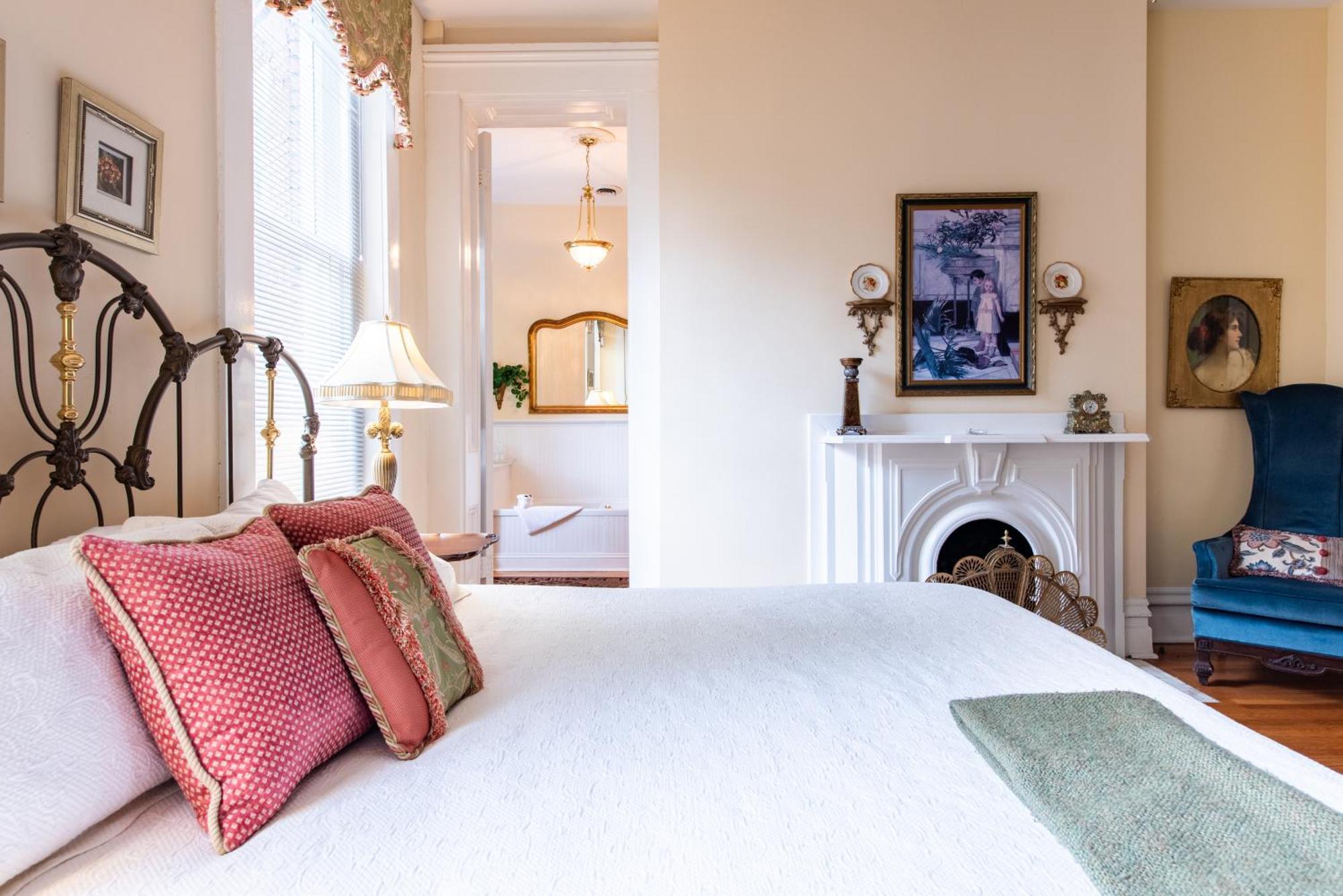 Dupont Mansion Bed & Breakfast Louisville Bilik gambar
