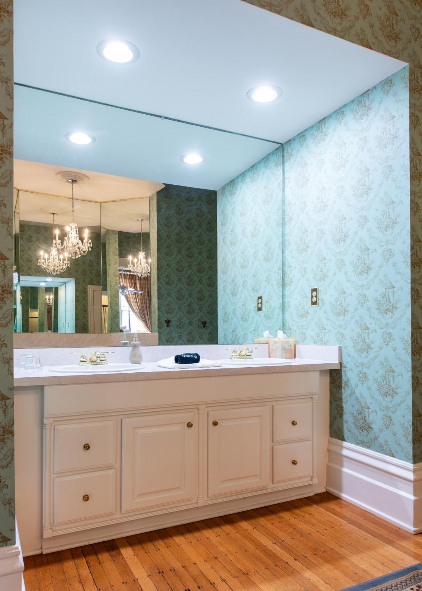 Dupont Mansion Bed & Breakfast Louisville Bilik gambar